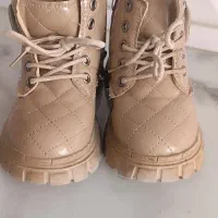 کفش بچگانه نیم بوت سایز ۲۸خارجی تو کورک