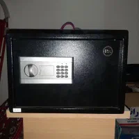 گاو صندوق پادپولاد (pad-poolad)