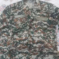 لباس نظامی و پوتین و کلاه