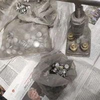 دستگاه دکمه زن دستی|کلکسیون اشیاء عتیقه|تهران, جوادیه تهرانپارس|دیوار