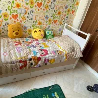 تخت کمد نوزاد نوجوان