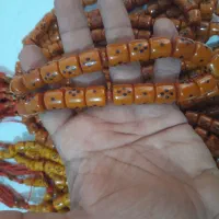 تسبیح سندلوس|کلکسیون اشیاء عتیقه|اهواز, کوی علوی|دیوار