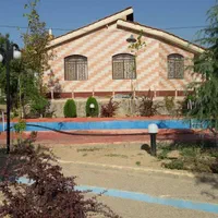 باغ شهری سیاخ دارنگون فارس مبین