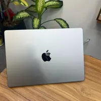 Mac book pro m3 512G