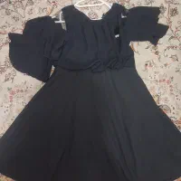 لباس و تعدادی دفتر