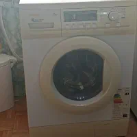 لباسشویی اسنوا کاملا سالم