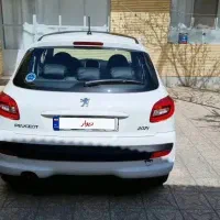 خودرو ۲۰۶+۱