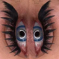 آموزش و خدمات کاشت مژه