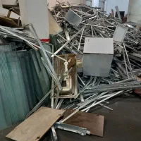 خرید فروش آهن آلات آهن ضایعات درب پنجره انباری‌ وو