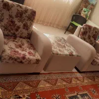 نیم ست راحتی به همراه میز