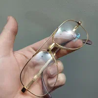 عینک طبی قدیمی