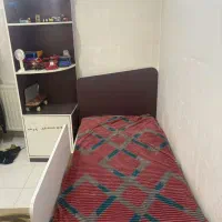 تخت نوجوان  ومیز ناهر خوری استیل ۴نفره