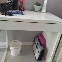 میز تحریر سفید