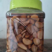 سیر ترشی خوشمزه هشت ساله