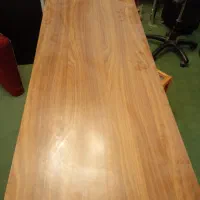 میز کنفرانس (اداری)