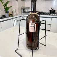 بطری شیشه‌ای پایه‌دار