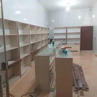 قفسه و ویترین