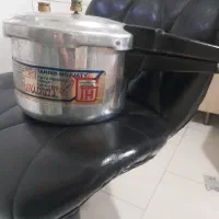 دیگ سنگی و لیوان زودپزشکلات خوری|ظروف سرو و پذیرایی|تهران, فلاح|دیوار