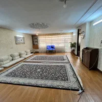 250مترزمین،۳۰۰مترساخت،حیاط اختصاصی