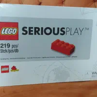 لگو اصل ۲۱۹ قطعه. serious play