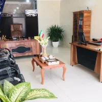 شرکت خدماتی نظافتی تاسیساتی پرستاری مهدیسان