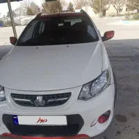 کوییک r سفید قرمز ۱۴۰۰