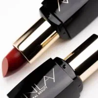 لوازم آرایشی با تخفیف ویژه