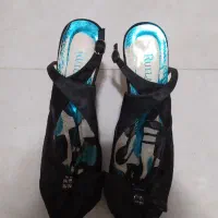 بیست جفت کفش کارکرده|کیف، کفش، کمربند|زنجان, |دیوار