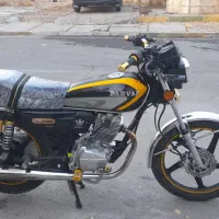 هندا ۲۰۰پرواز مشکی زرد در حد