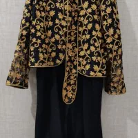 کت و سارافون مجلسی و‌پالتو زنانه