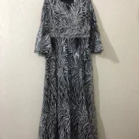 تعدادی لباس|لباس|زنجان, |دیوار