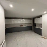 اجاره ۱۹۵ متری / نوساز/ ۳ خواب/ ویو کوه/کریم اباد