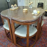 میز نهارخوری چهارنفره