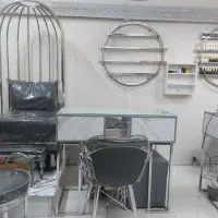 ناخن کار حرفه ای ومژه کار حرفه ای