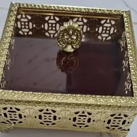 شیرینی خوری