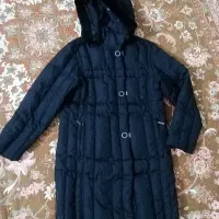 دو کاپشن شیک مشکی بلند و کرمی