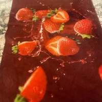 فرش ۴ متری طرح توت فرنگی