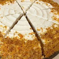 آموزش آنلاین کیک‌های پرفروش کافی‌شاپی از صفر تا صد