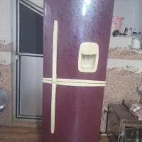 یخچال دودره سالم ویک عدد هم فریزر تمام