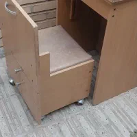 میز خیاطی با صندلی و کشو|لوازم خیاطی و بافتنی|الوند, |دیوار