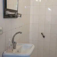 سنگ روشویی توالت با شیرمتصل و آینه