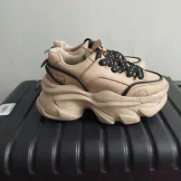 کتونی سایز 37 لژ دار