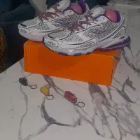 کتانی ساکونی خارجی سایز ۴۱ تا سایز ۴۴