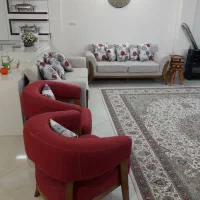 مبل ۸ نفره راحتی و ۳ جلو مبلی گرد و کوسن