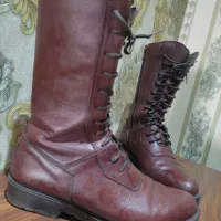 پوتین|کیف، کفش، کمربند|رشت, گلسار|دیوار