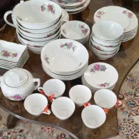 سرویس گل سرخی اصل چینی عتیقه