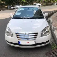 ام وی ام ۵۳۰ سفید استثنایی