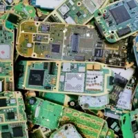 گوشی ساده دکمه