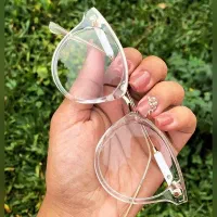 یه عدد عینک صورتی گم شده این عکس ک گزاشتم فیکه