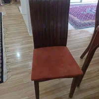 میز غذاخوری و چهار نفری